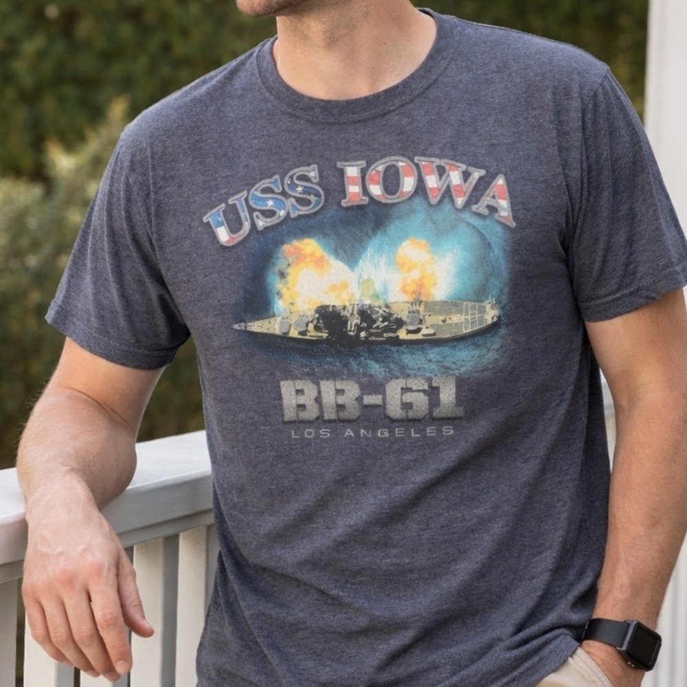 USS Iowa BB-61 Battleship Navy Graphic T-Shirt Mens Heather Gray Los Angeles